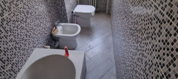 2 Schlafzimmer Wohnung in Milan, Italy, Nr. 360723 10