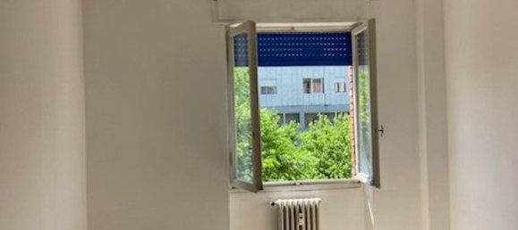 2 Schlafzimmer Wohnung in Milan, Italy, Nr. 360723 27