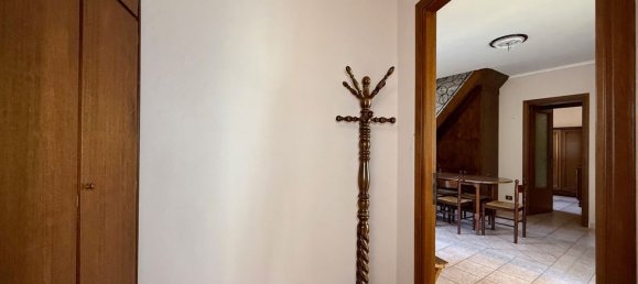 5 Schlafzimmer Doppelhaus in Genazzano, Italy, Nr. 401311 28