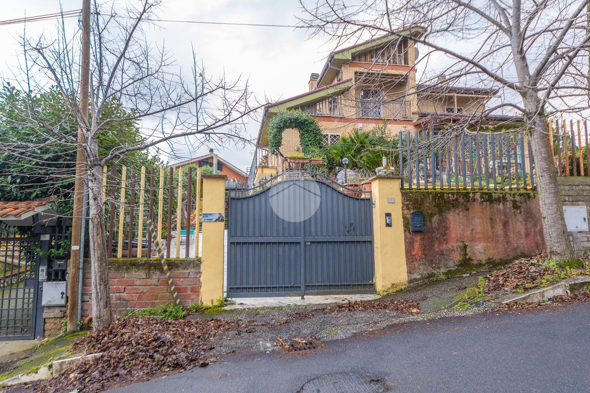 5غرفة فيلا في Tivoli, Italy رقم 7556