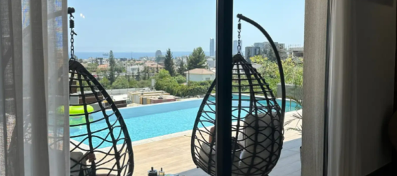 5 bedrooms Villa in Germasogeia, Cyprus No. 16850 3