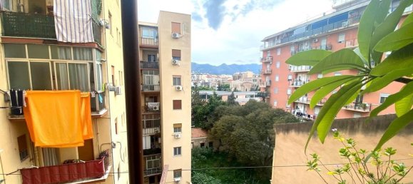 5 rooms Apartment in Palermo, Italy No. 46490 24