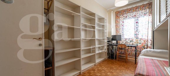 3 Schlafzimmer Wohnung in Milan, Italy, Nr. 296766 22