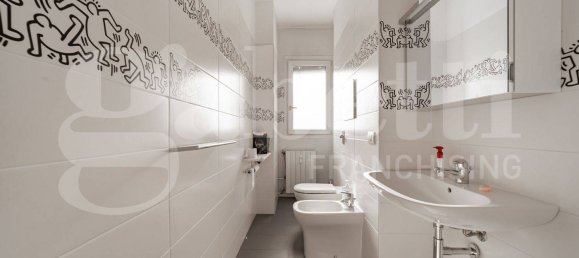 3 Schlafzimmer Wohnung in Milan, Italy, Nr. 296766 24