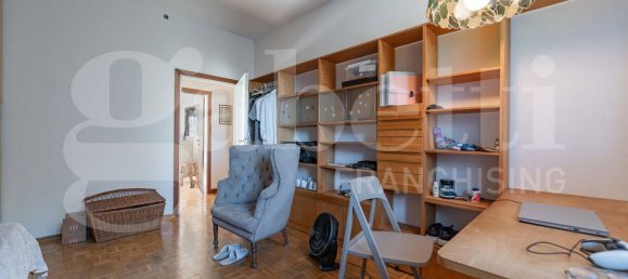 3 Schlafzimmer Wohnung in Milan, Italy, Nr. 296766 28