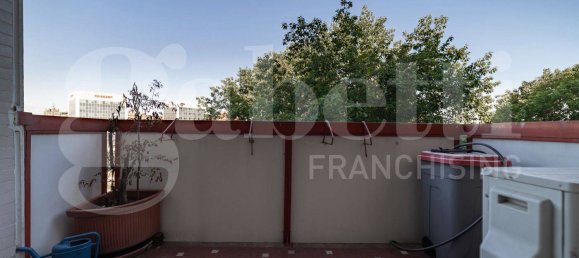 3 Schlafzimmer Wohnung in Milan, Italy, Nr. 296766 10