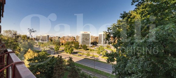 3 Schlafzimmer Wohnung in Milan, Italy, Nr. 296766 11