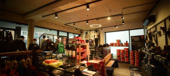 322m² Commercial property in Telfs, Austria No. 146229 5