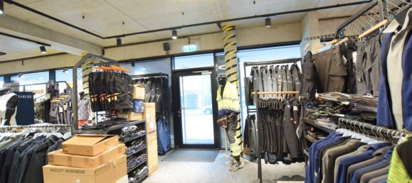 322m² Commercial property in Telfs, Austria No. 146229 27