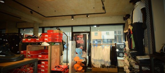 322m² Commercial property in Telfs, Austria No. 146229 6