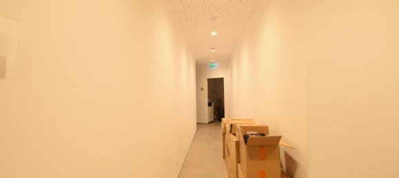 322m² Commercial property in Telfs, Austria No. 146229 14