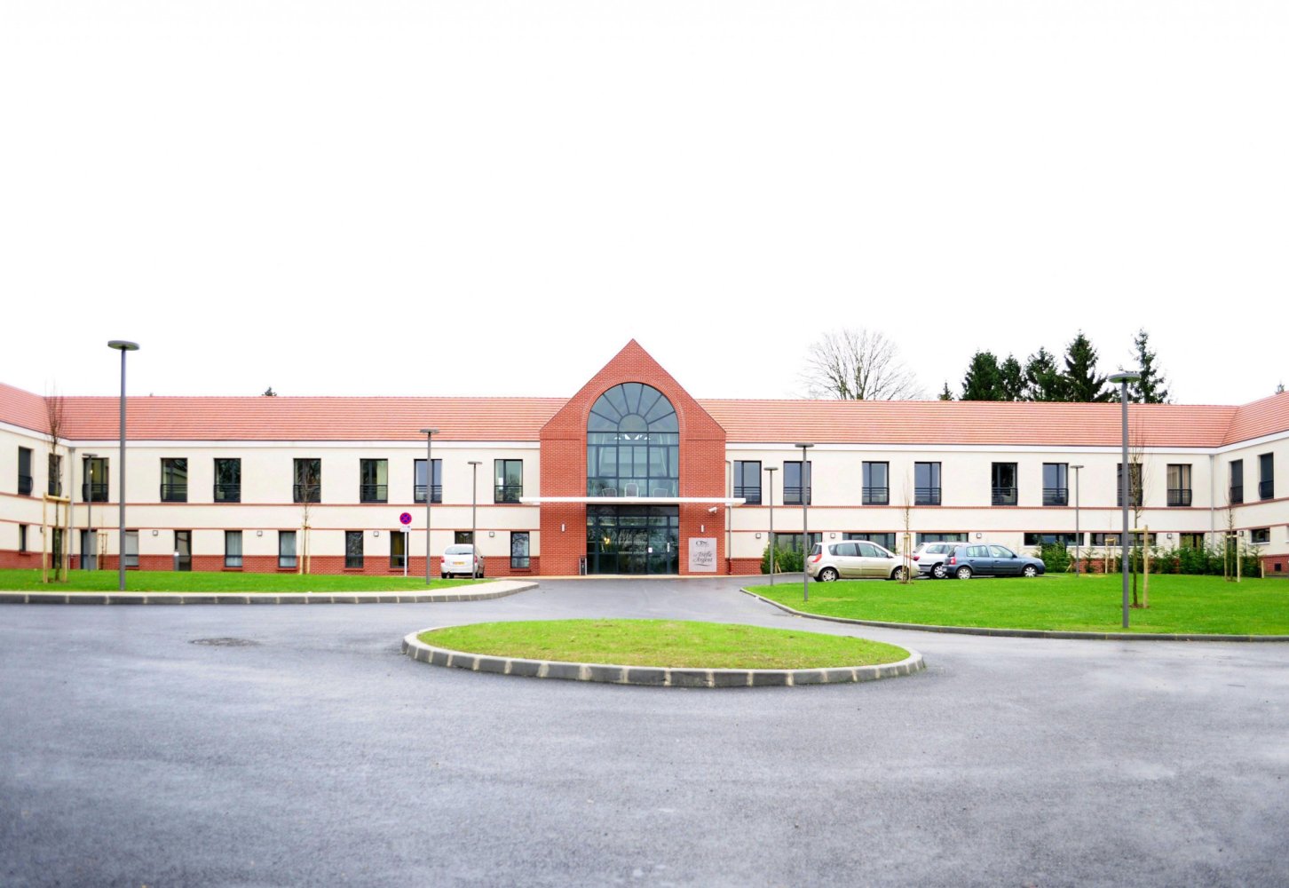 Studio in Le Cateau-Cambresis, France No. 231414