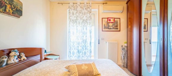 2 chambres Appartement à Bitetto, Italy No. 23067 31