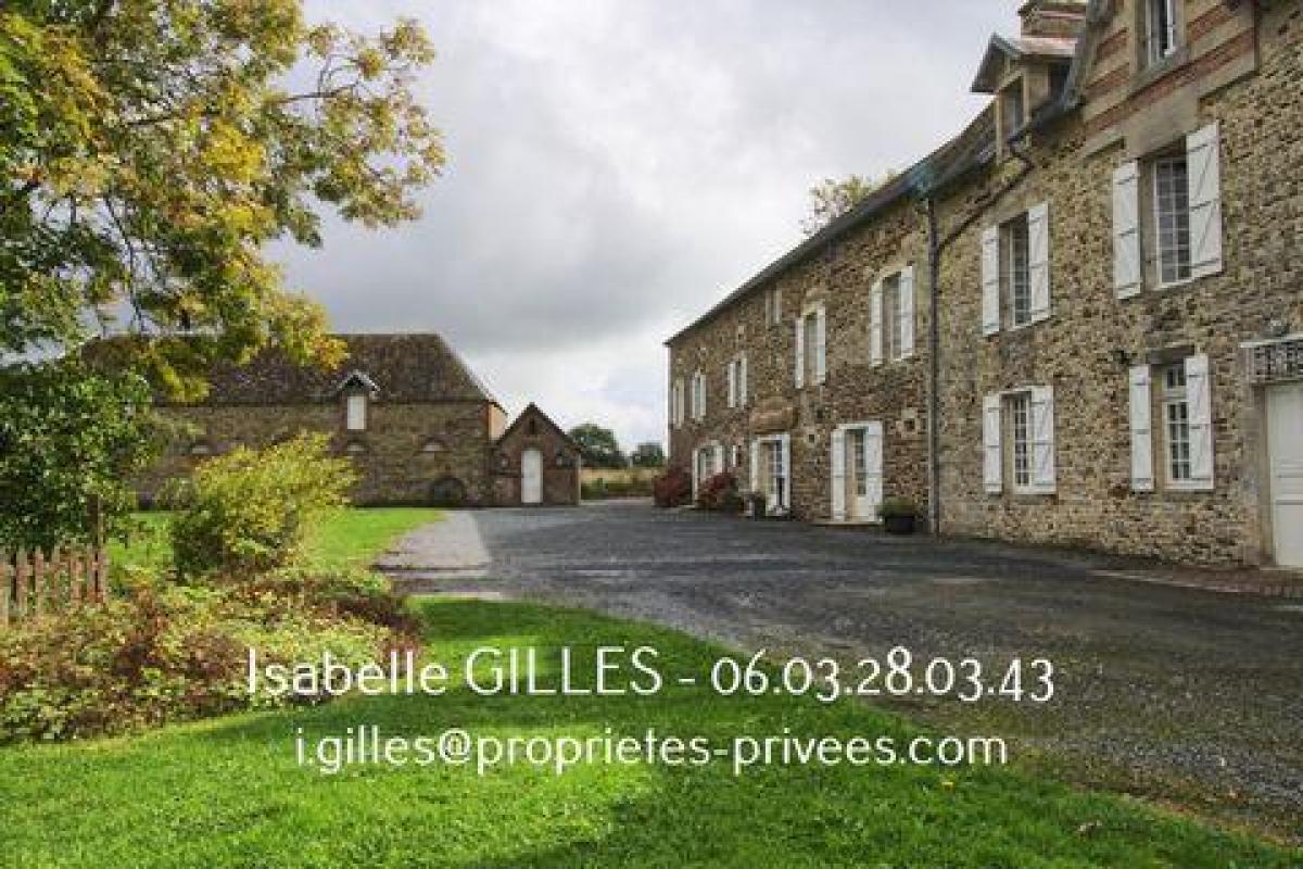 8 bedrooms House in Bayeux, France No. 23765