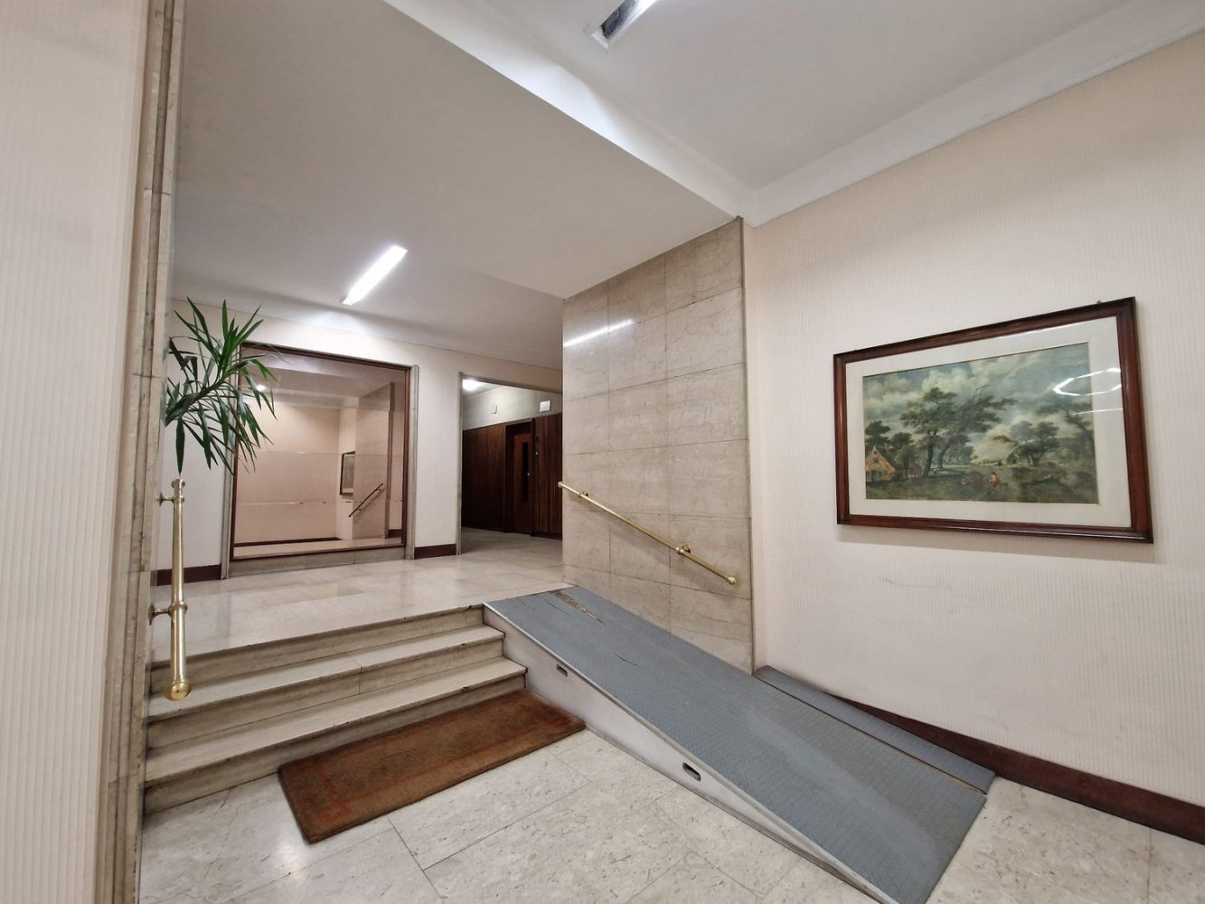 4-salle Appartement à Rome, Italy No. 134999