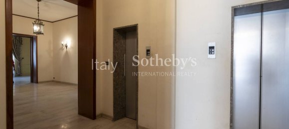 Edificio en Marsala, Italy 2800 m² No. 358148 27