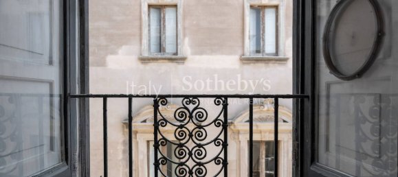 Edificio en Marsala, Italy 2800 m² No. 358148 6