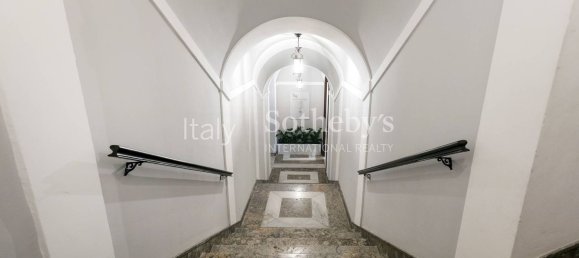 Edificio en Marsala, Italy 2800 m² No. 358148 5