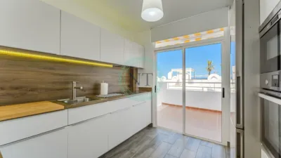 2 bedrooms Townhouse in Adeje, Spain No. 241615