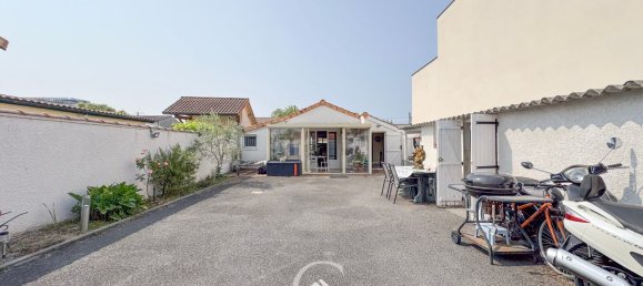 2 bedrooms House in Le Bouscat, France No. 317424 8