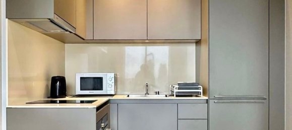 1 bedroom Condo in Pathum Wan, Thailand No. 8981 4