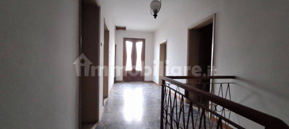4 bedrooms House in Salzano, Italy No. 253363 12