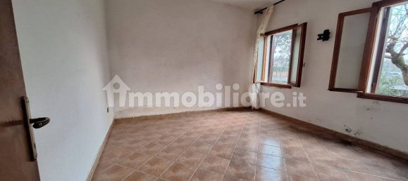 4 bedrooms House in Salzano, Italy No. 253363 6