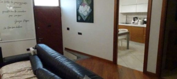 9 rooms Apartment in Grugliasco, Italy No. 301766 3