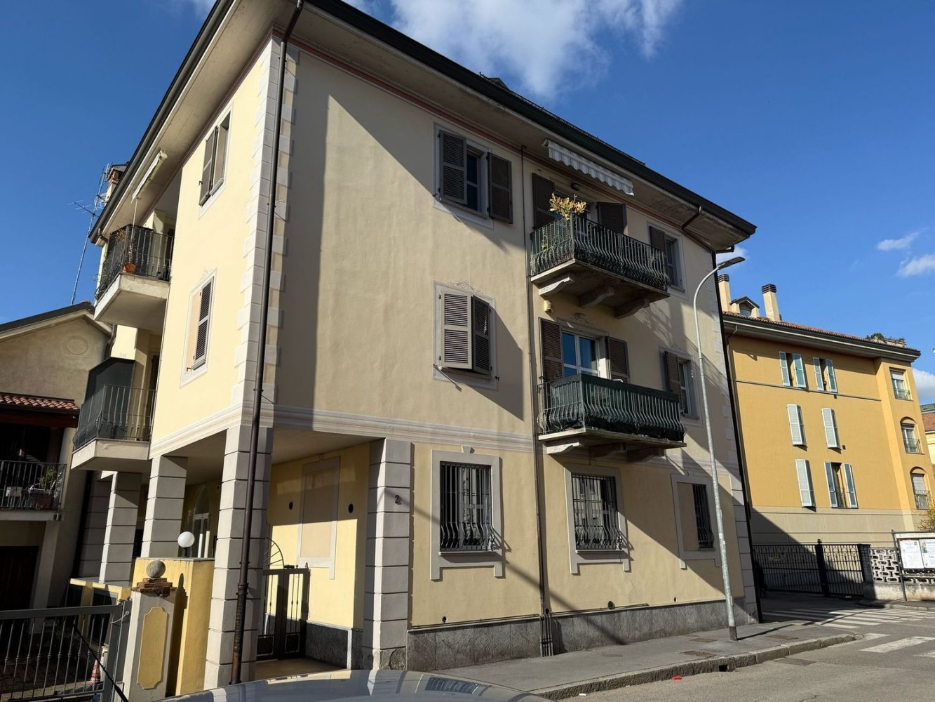 2-Zimmer Wohnung in Corsico, Italy, Nr. 101633