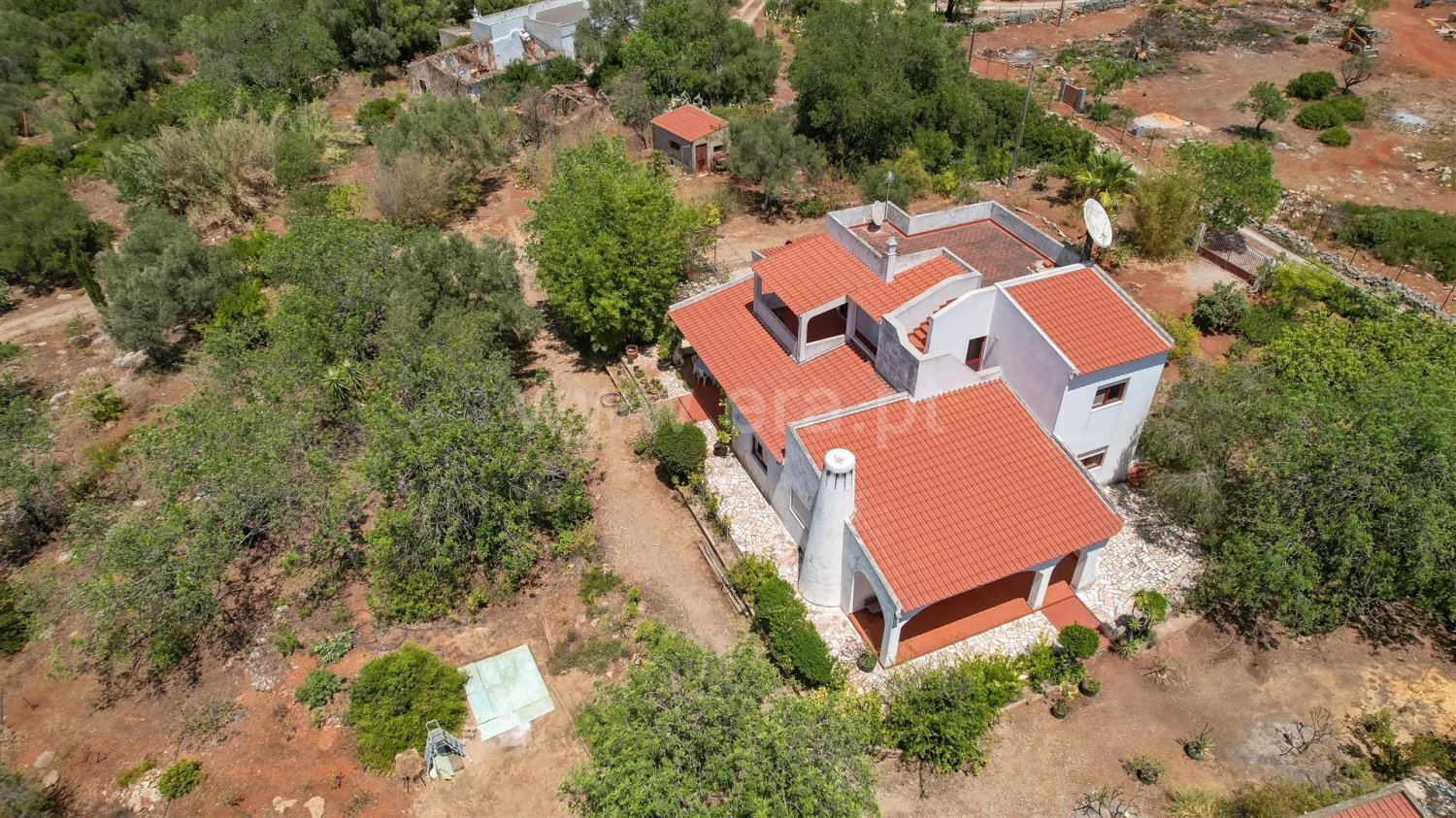 4 bedrooms House in Quelfes, Portugal No. 216526