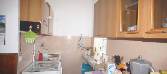 4 rooms House in Varallo, Italy No. 144638 3