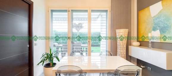 3 rooms Apartment in Castelfranco Emilia, Italy No. 52362 10