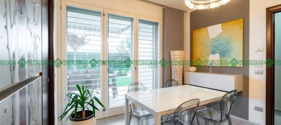 3 rooms Apartment in Castelfranco Emilia, Italy No. 52362 9