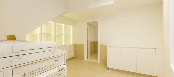 Casa de 4 dormitorios en Cascais, Portugal No. 54127 47