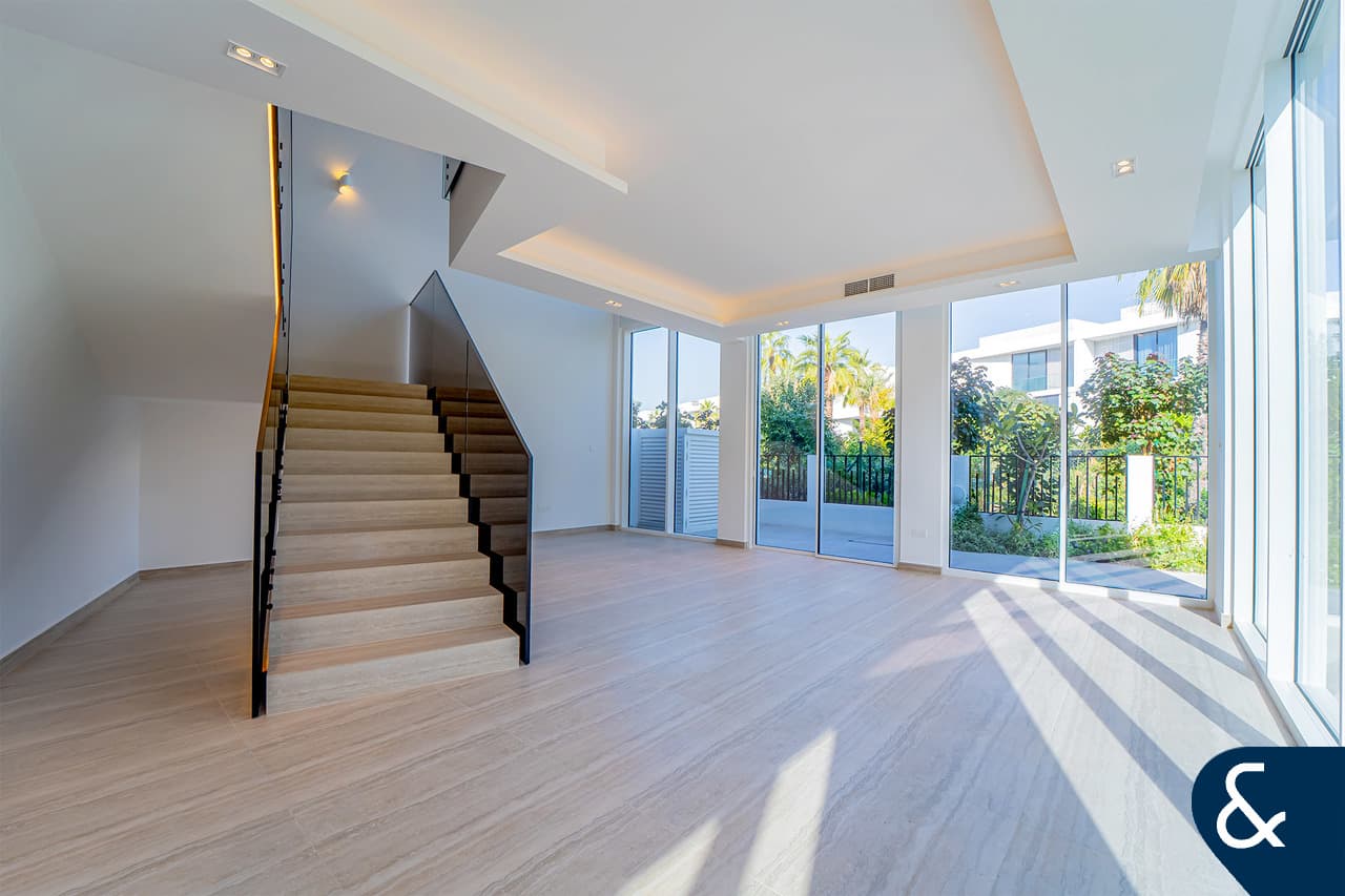 Adosado de 4 dormitorios en Al Barari, UAE No. 120782