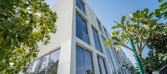 Adosado de 4 dormitorios en Al Barari, UAE No. 120782 2