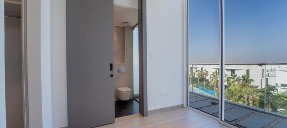 Adosado de 4 dormitorios en Al Barari, UAE No. 120782 18