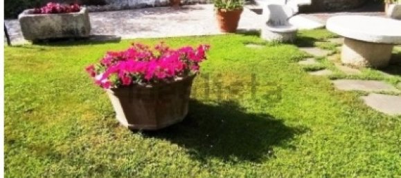 3 bedrooms Villa in Carrara, Italy No. 45776 26