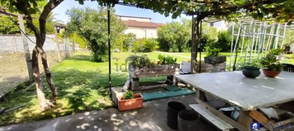 3 bedrooms Villa in Carrara, Italy No. 45776 30