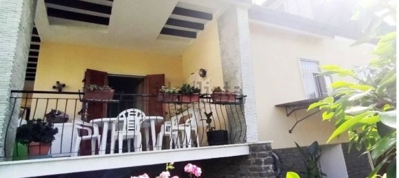 3 bedrooms Villa in Carrara, Italy No. 45776 14