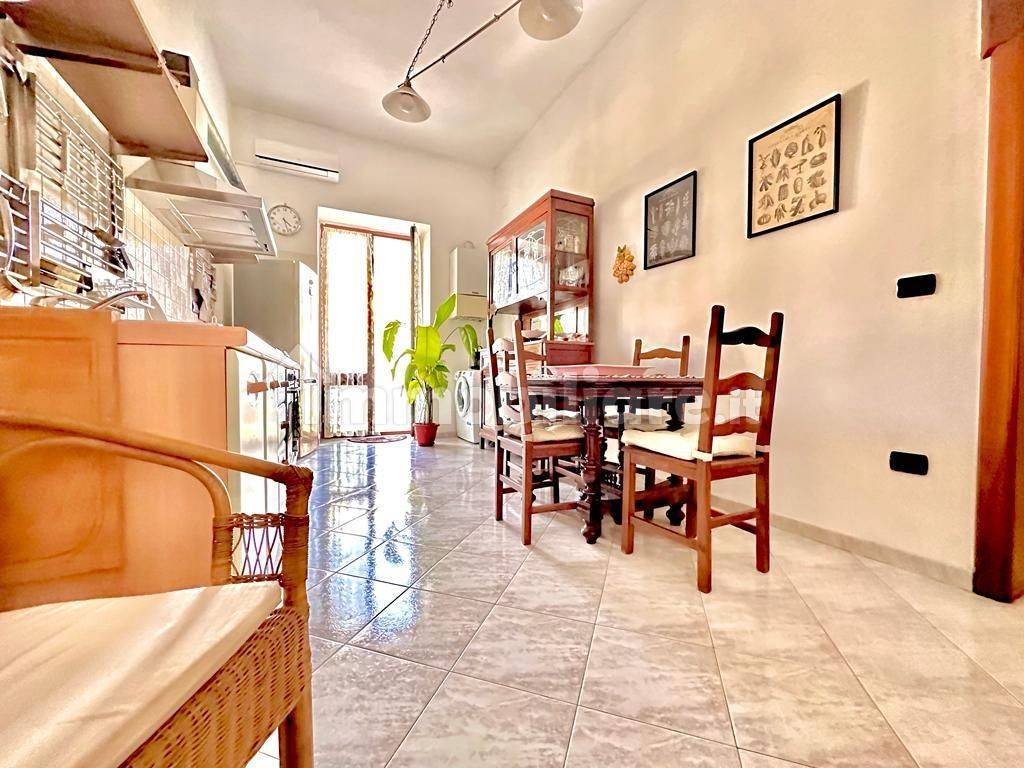Apartamento T1 em Pozzuoli, Italy N.º 259604