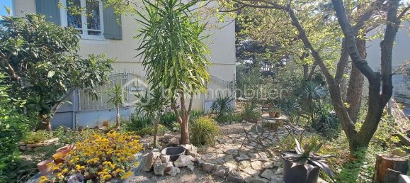 3 bedrooms House in Saint-Jean-de-Vedas, France No. 318874 2