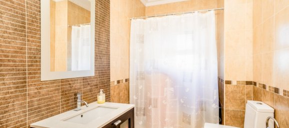 Casa de 3 dormitorios en Faro, Portugal No. 111207 5