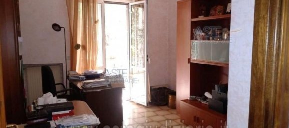 6 bedrooms Apartment in Rome, Italy No. 380327 6