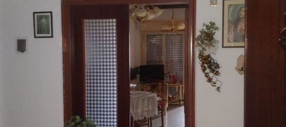 Квартира с 4 спальнями в Мессина, Италия № 350470 2