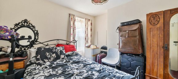 1 bedroom Apartment in London, United Kingdom No. 7596 11