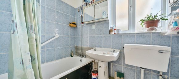 1 bedroom Apartment in London, United Kingdom No. 7596 9