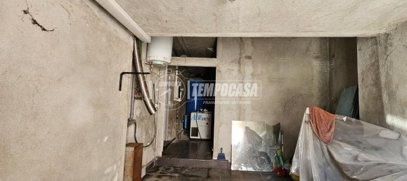 5 rooms House in Capiago Intimiano, Italy No. 335348 3