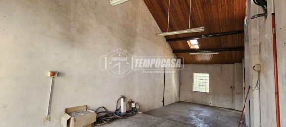 5 rooms House in Capiago Intimiano, Italy No. 335348 5