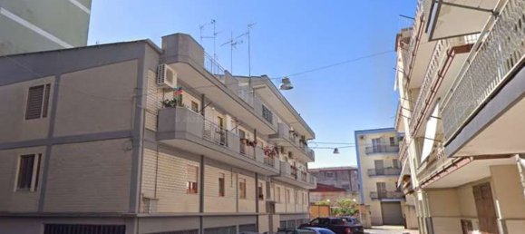 5 rooms Apartment in Spinazzola, Italy No. 233768 4